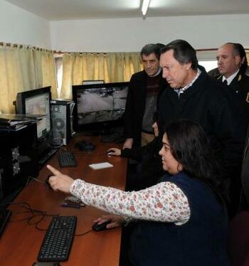El Dr. Ricardo Casal visita Centro de Monitoreo