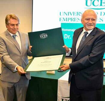 Premio FOTO: UCES
