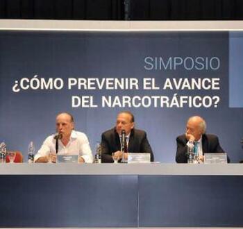 Alejandro Amor en seminario sobre narcotráfico FOTO: DPCABA Alejandro Amor en seminario sobre narcotráfico FOTO: DPCABA
