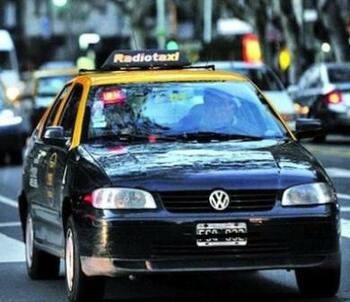 Taxi FOTO: CMCABA Taxi FOTO: CMCABA