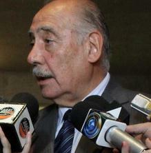 Dr. Manuel Urriza Dr. Manuel Urriza