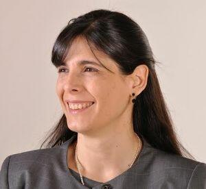 Dra. Alejandra García Dra. Alejandra García