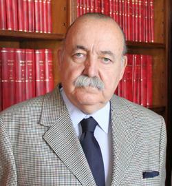 Dr. José Casás Dr. José Casás