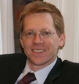 Dr. Juan Curuchet