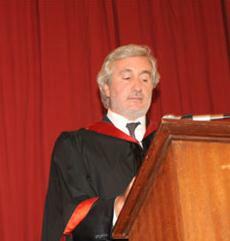 Dr. Julio Conte-Grand.Foto :WEB Dr. Julio Conte-Grand.Foto :WEB