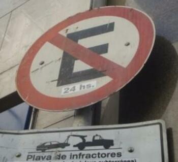 Señal de estacionamiento FOTO: CMCABA Señal de estacionamiento FOTO: CMCABA