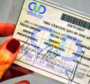 Certificado FOTO: CMCABA Certificado FOTO: CMCABA