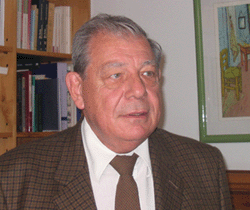 Dr. Julio Maier